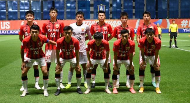 乐鱼APP下载-海港出局后如何安置二线球员 不想一年只踢一场球